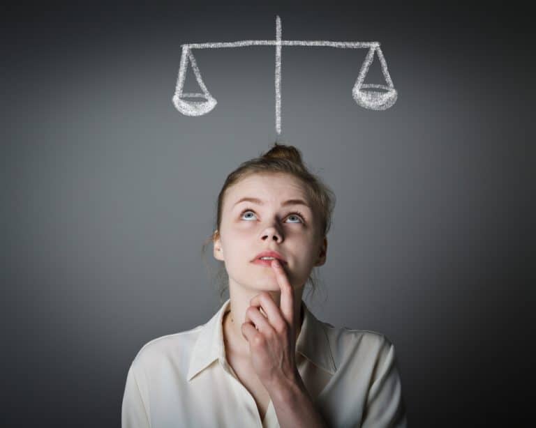 whole life insurance pros cons