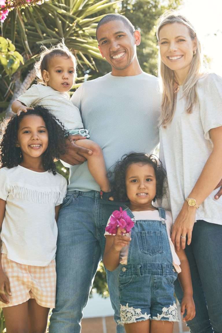 Image of a family with life insurance